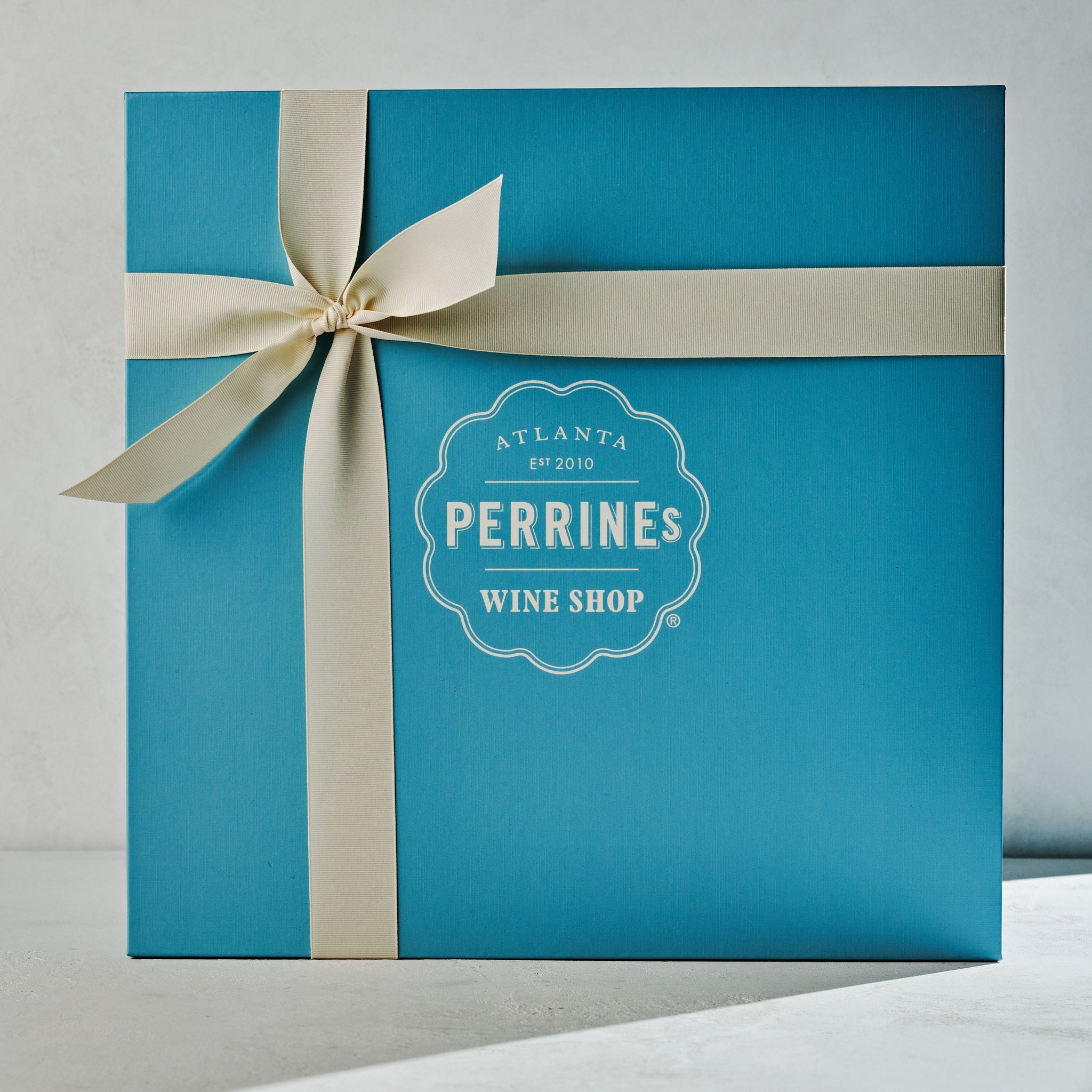THE PERRINE's GIFT BOX - № 10 "Holiday Spirit"
